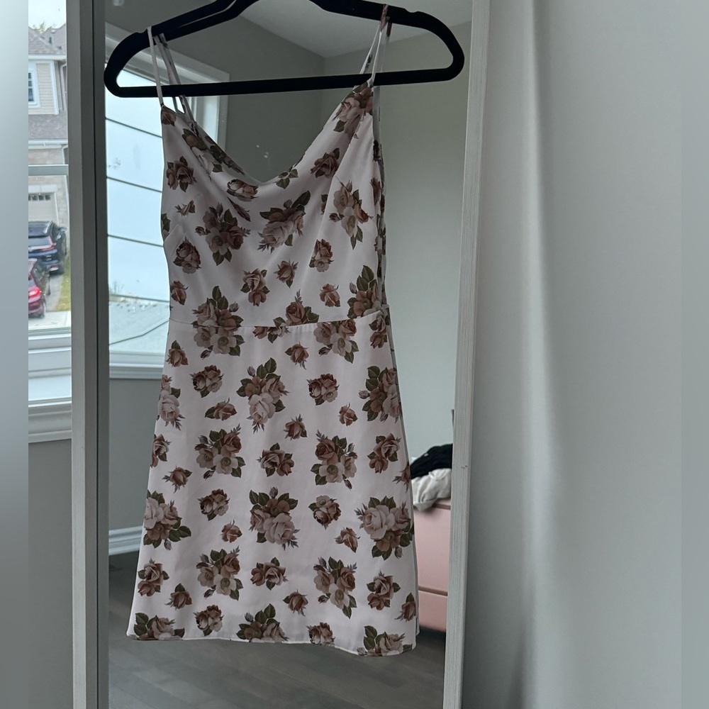 SUNDAY BEST floral mini dress